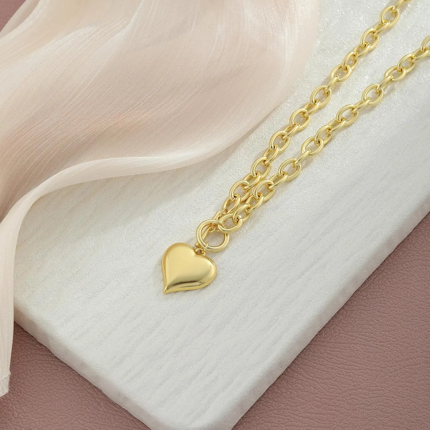 18K Gold Plated Necklace for Women, Heart Pendant Necklace Chunky Paperclip Choker Necklace for Gifts on Birthday Holidays Jewelry for Women