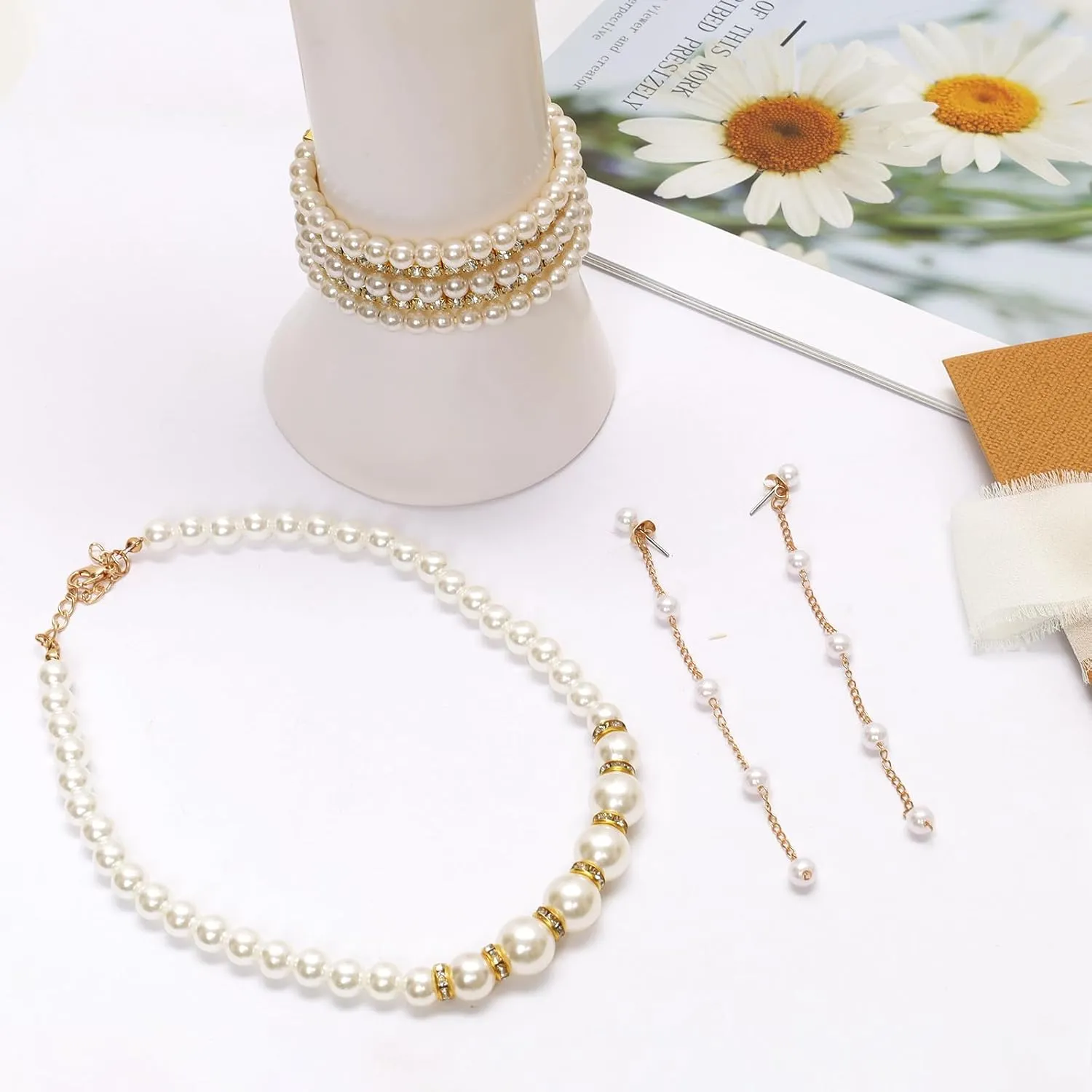 19 Pcs Pearl Necklace Earrings Set for Women 1920s Faux Pearl Necklace Simulated Pearls Bracelet Costume Jewelry Pearls Accessories for Gift Wedding