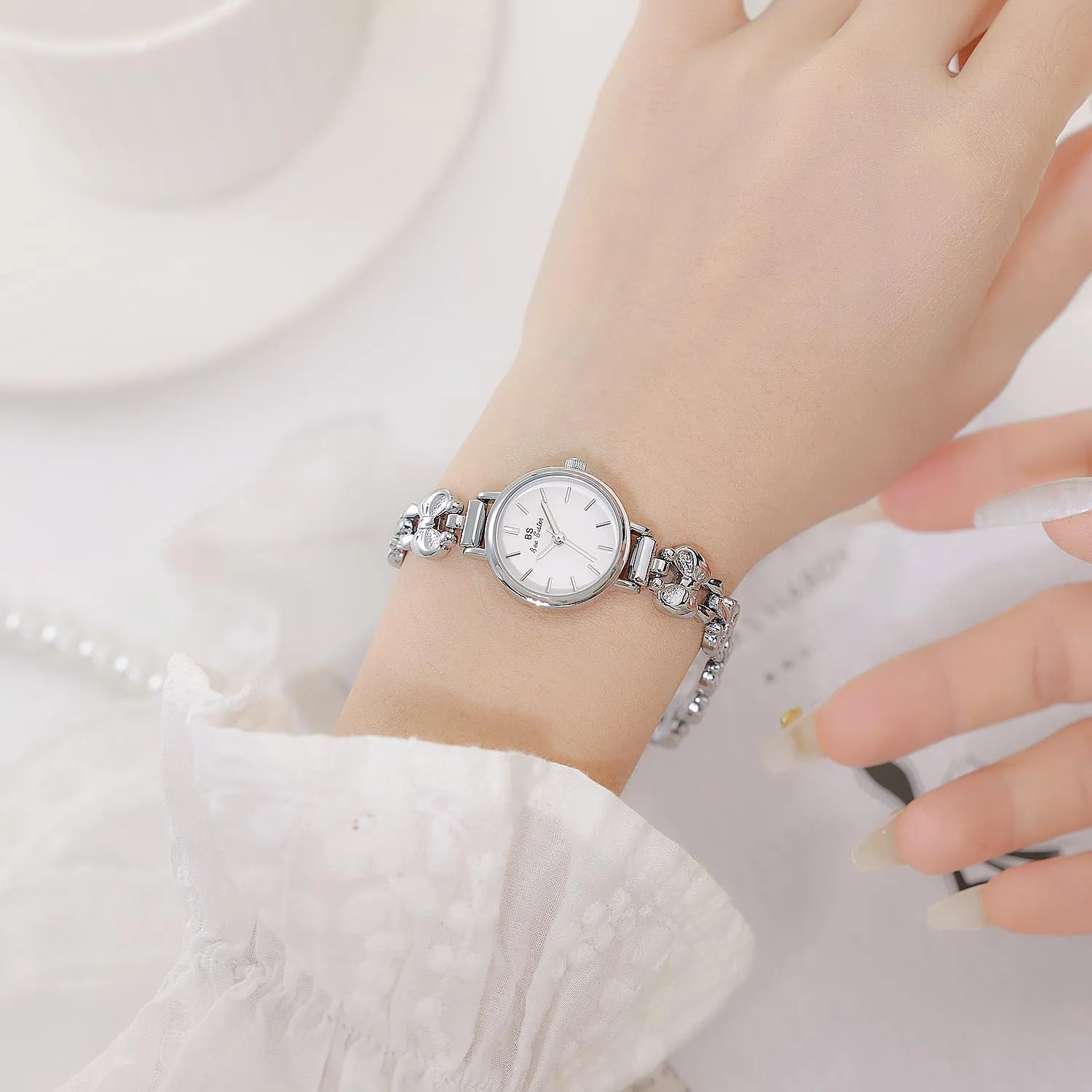 ADSBIAOYE Women Fashion Dress Watch Vintage Elegant Bow Temperament Gift Waterproof Analog Casual Watch