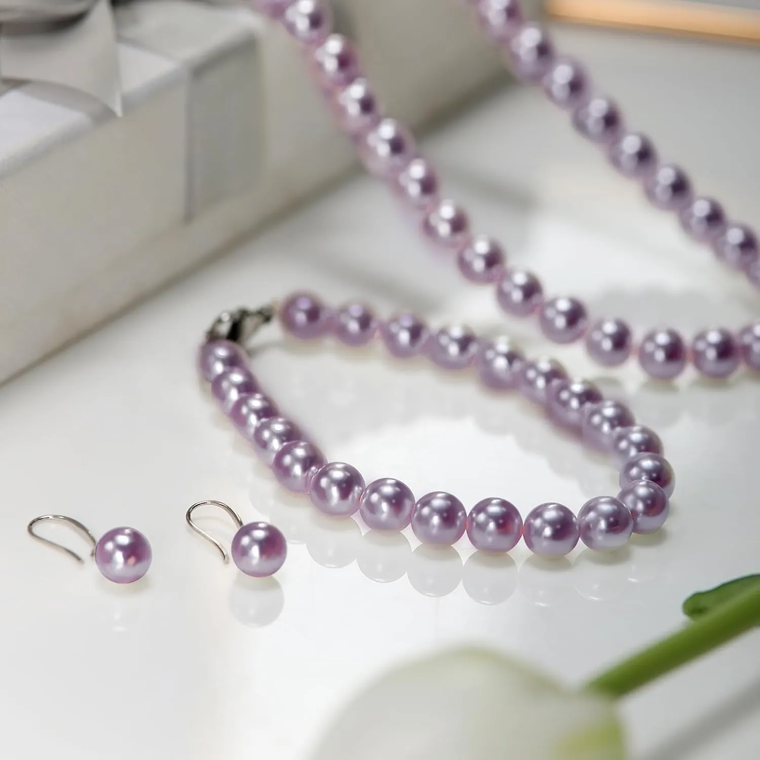 AOOVOO Pearl Necklace Set for Women, 8mm Round Shell Pearl Includes Stunning Bracelet and Dangle Earrings 3 Piece Jewelry, Birthday Christmas Gift for Mom Wife Sister Best Friend, Gift Box