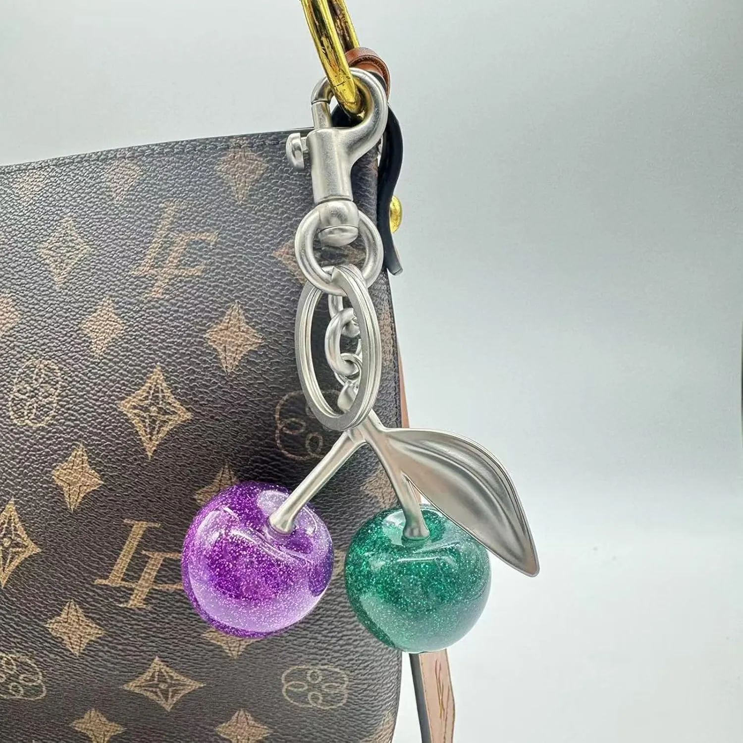 Cherry Bag Charm, Cherry Keychain Hanging Purse Charm Decoration Cute Pendant for Women