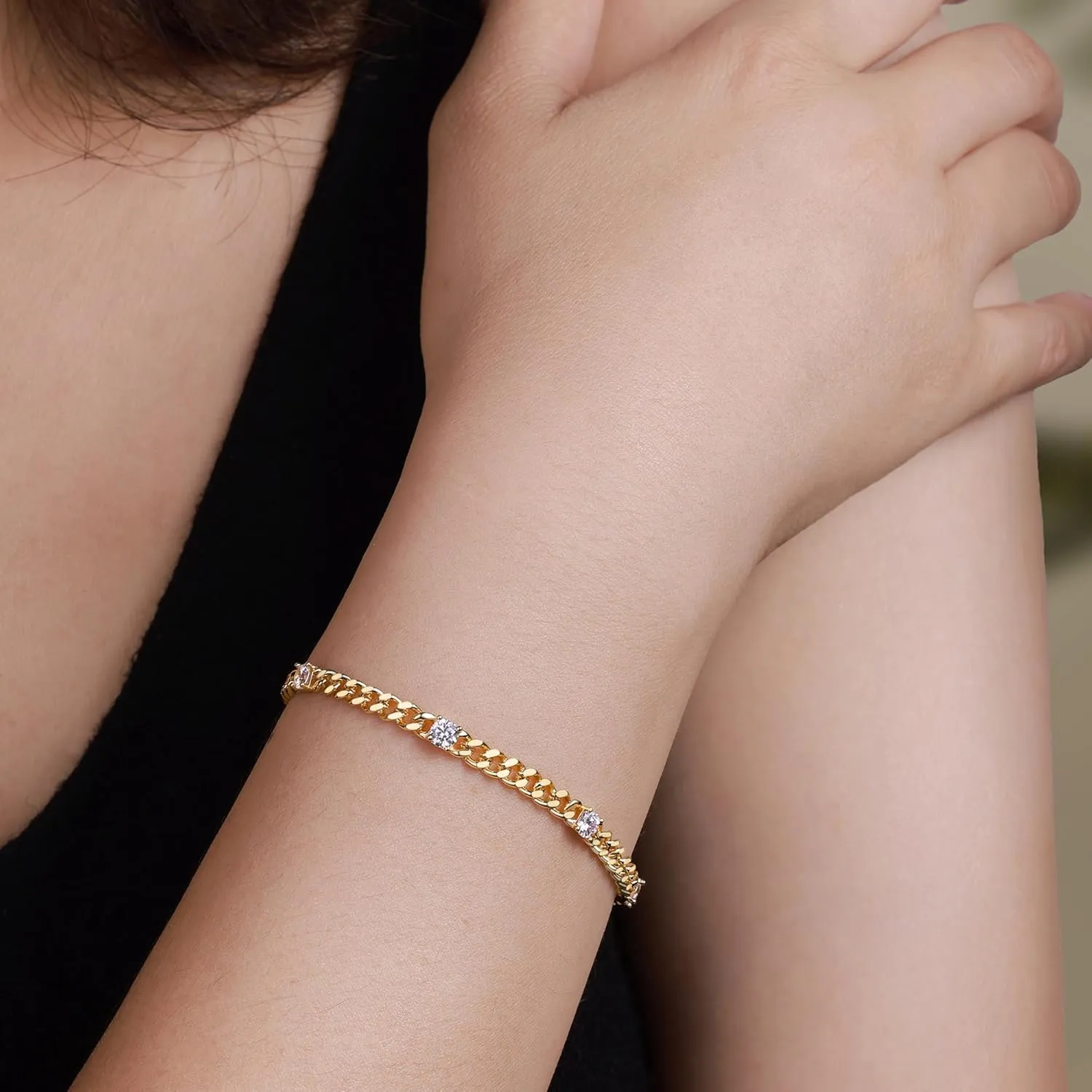 Cuban Chain 5pcs Cubic Zirconia Gold Bracelets for Women 14K Real Gold Plated Sparkle Simulated Diamond Curb Cable Link Infinity Bracelets Trendy Dainty Gold Bracelet for Men Women Friends