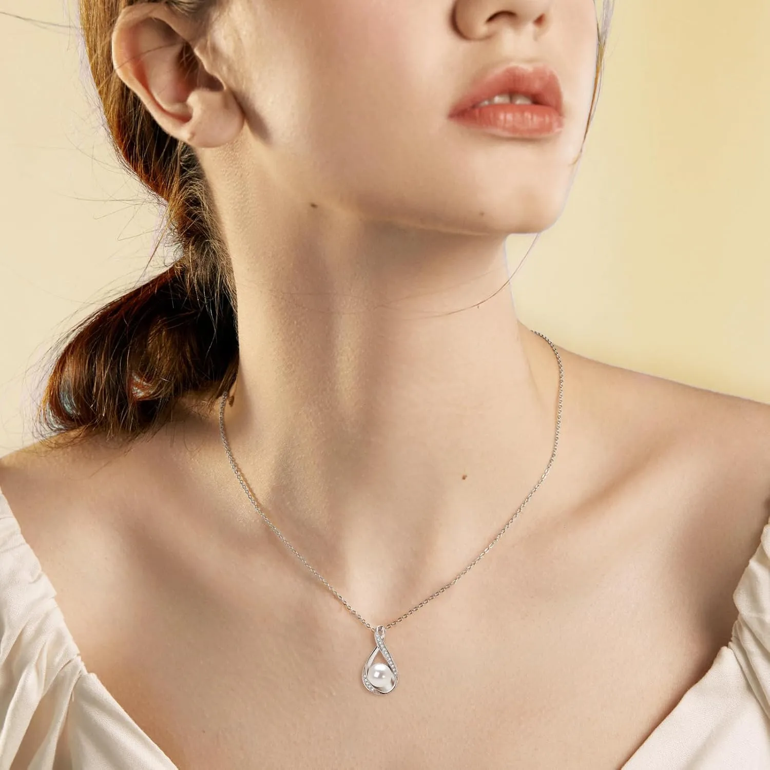 DENGGGUANG Freshwater Pearl Pendant Necklaces for Women, Sterling Silver Infinity Single Pearl Necklace with Shiny Moissanite Wedding Jewelry Gift for Bride Bridesmaid