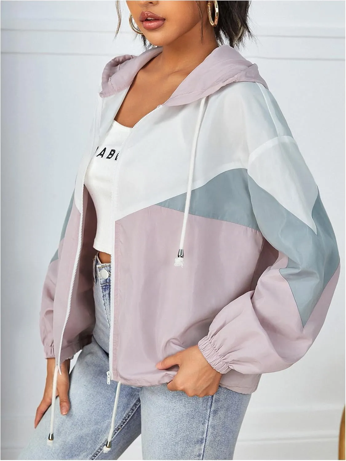 Floerns Women's Color Block Hooded Casual Thin Windbreaker Jacket