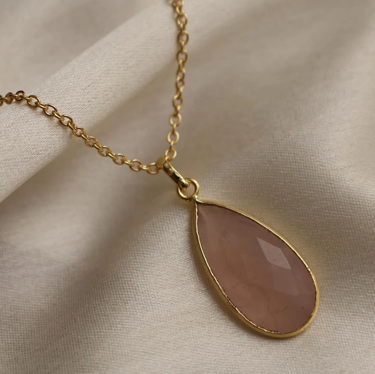 Gempires Rose Quartz Long Pear Bezel Faceted Gemstone Necklace with 18-Inch 14K Gold-Plated Chain  Elegant Teardrop Pendant Necklace for Women (Rose Quartz)