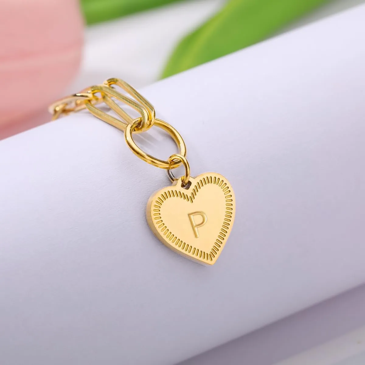 Gold A-Z Initial Necklace Heart Initial Pendant Necklaces Letter Choker Necklace For Women Birthday Valentine's Day Mother's Day Gift