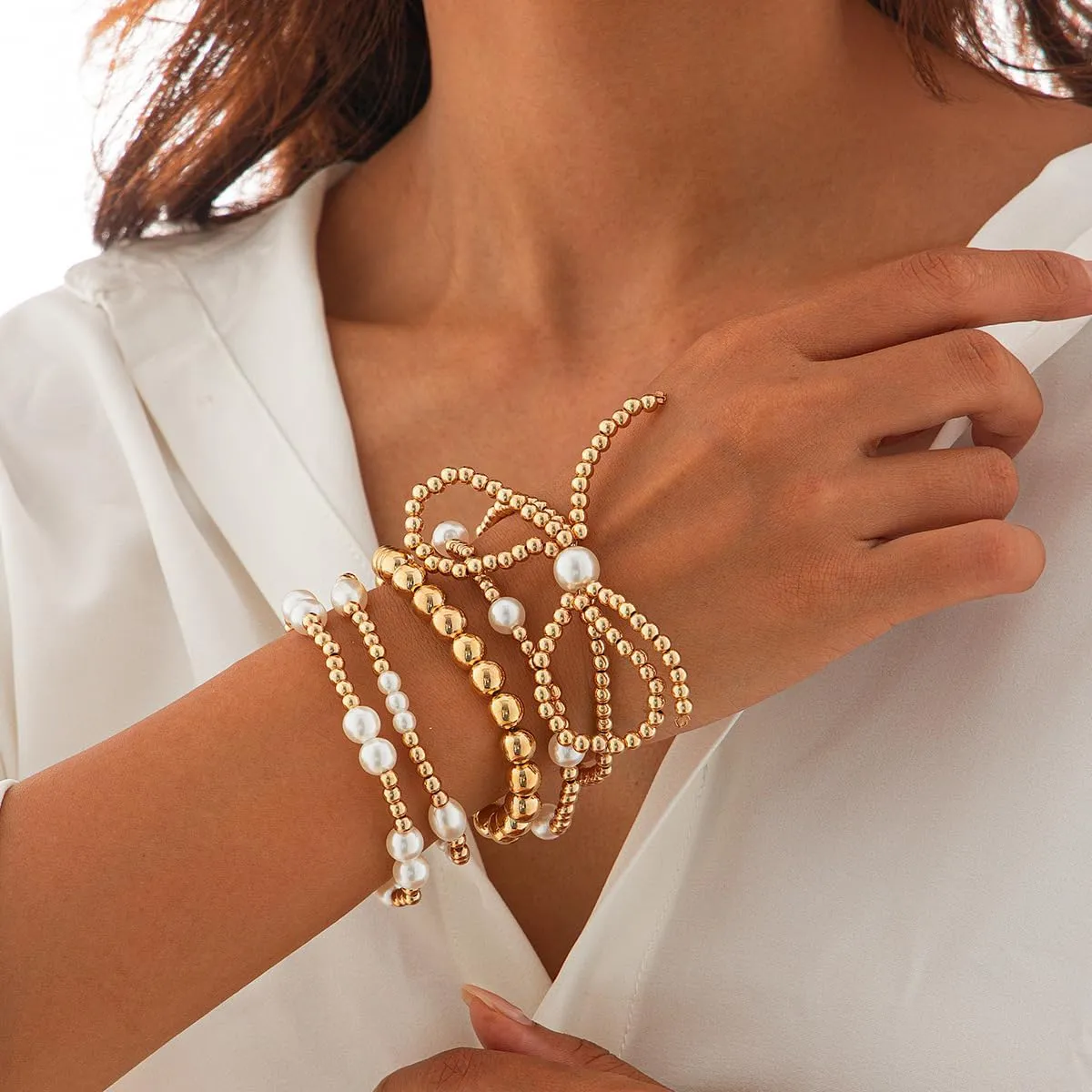 Gold Bead Stackable Bracelet for Women Adjustable Stack Strand Bead Ball Bracelet Set Bohemian Stretch Bow Beaded Bracelets Pearl Set Bracelet Statement Ball Bracelet Hand Jewelry