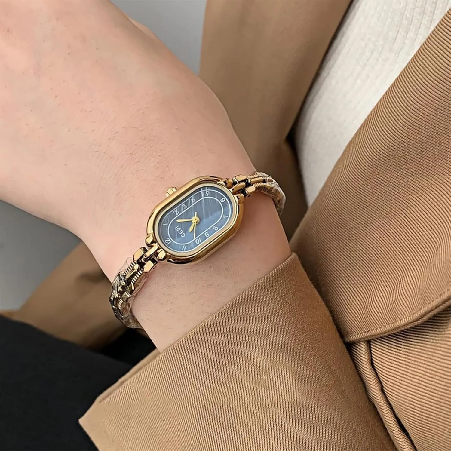 Gosasa Vintage Gold Watch for Women Small Gold Oval dial Dainty Bracelet Quartz Elegant Women's Dress Watch Waterproof Stainless Steel Band Tool Included