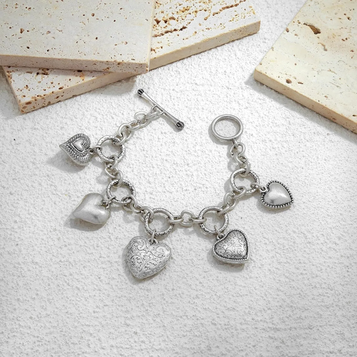 Heart Charm Bracelet for Women Chunky Matte Gold Link Chain Bracelet Vintage White Gold Love Heart Bracelet Fashion Valentines Bracelet