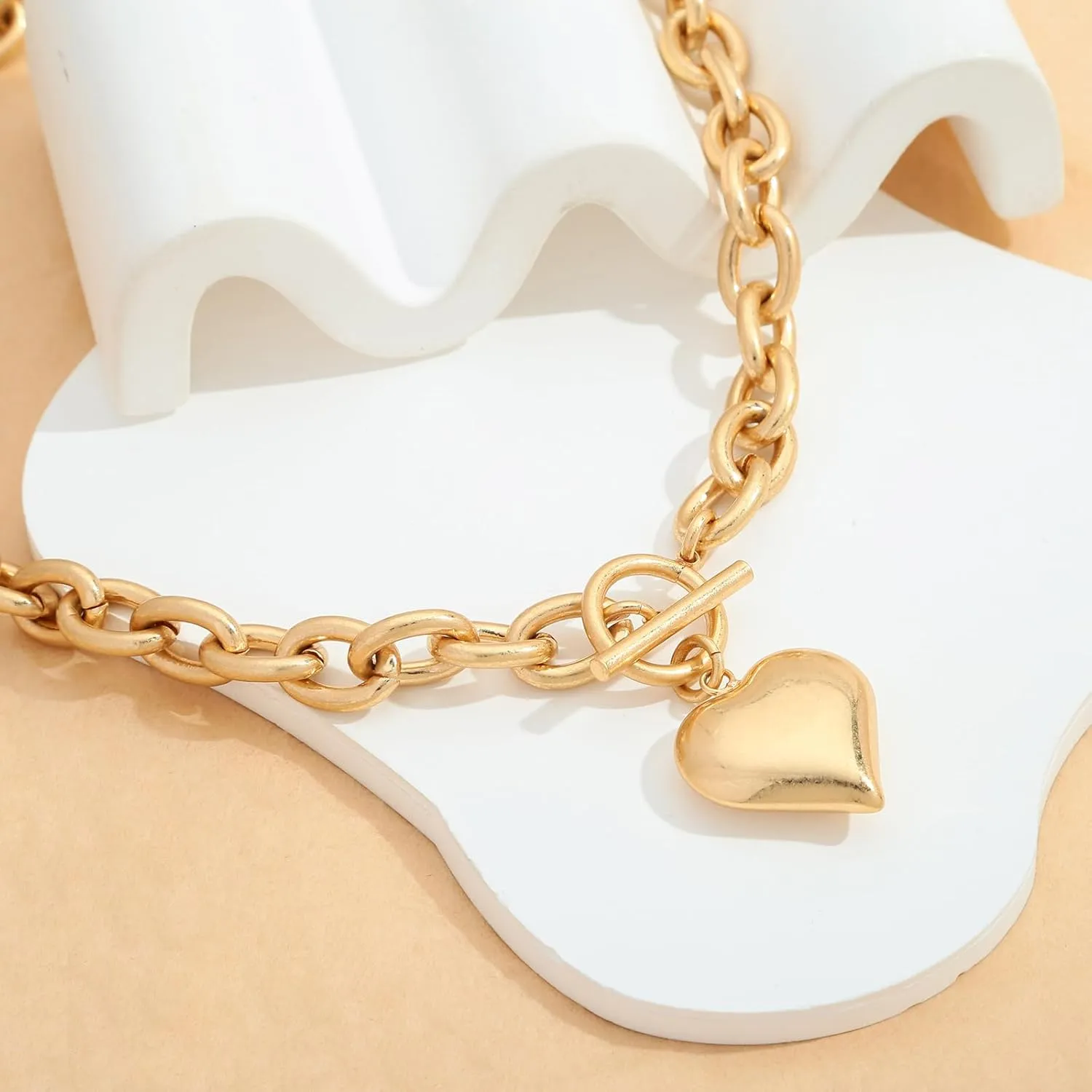 Heart Pendant Necklaces for Women Statement Chunky Chain Necklace Love Heart Charm Choker Necklace