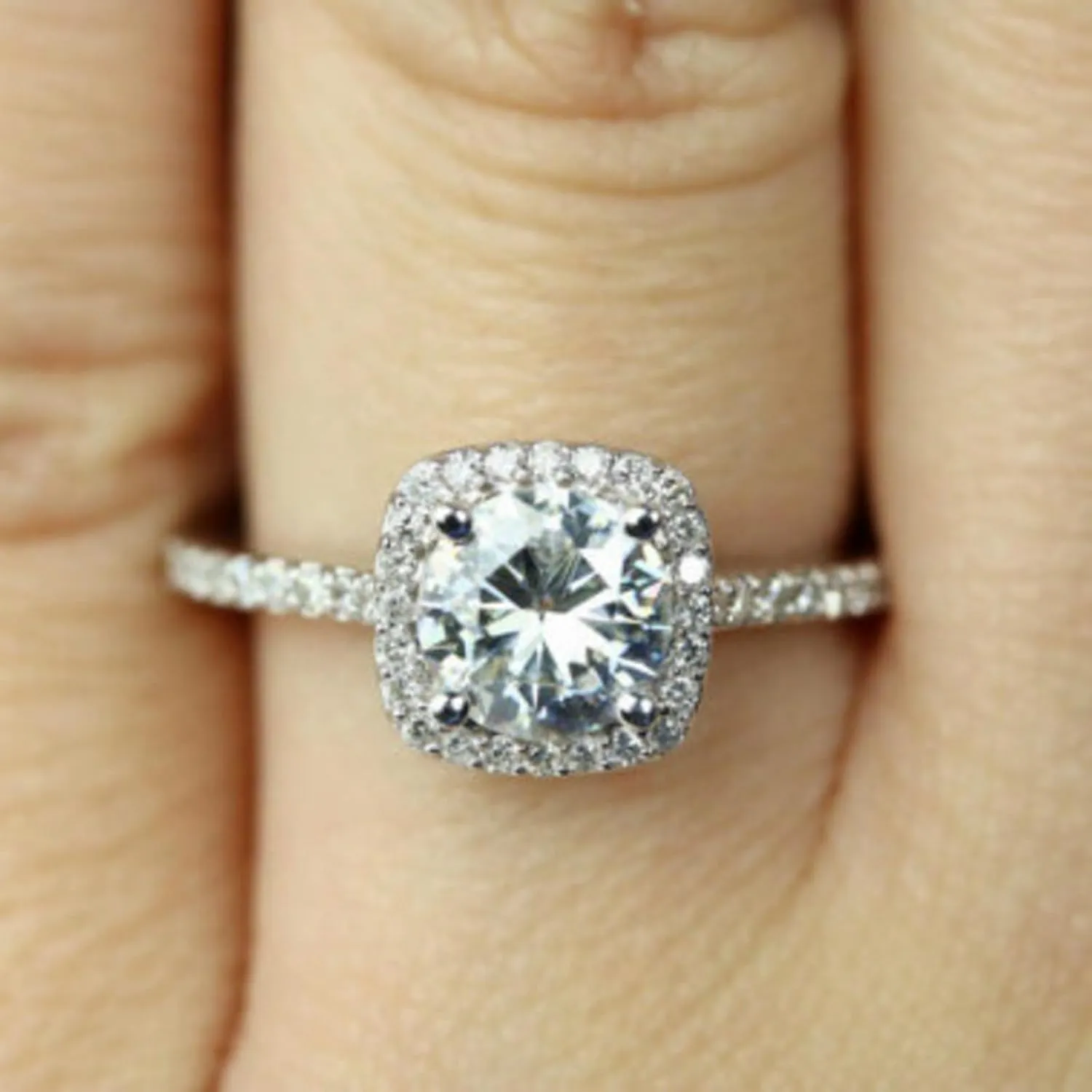 HUASAI Engagement Rings for Women Fake Engagement Ring Moissanite Engagement Ring Halo Engagement Rings Travel Engagement Rings for Wedding Bridal Jewelry Gifts