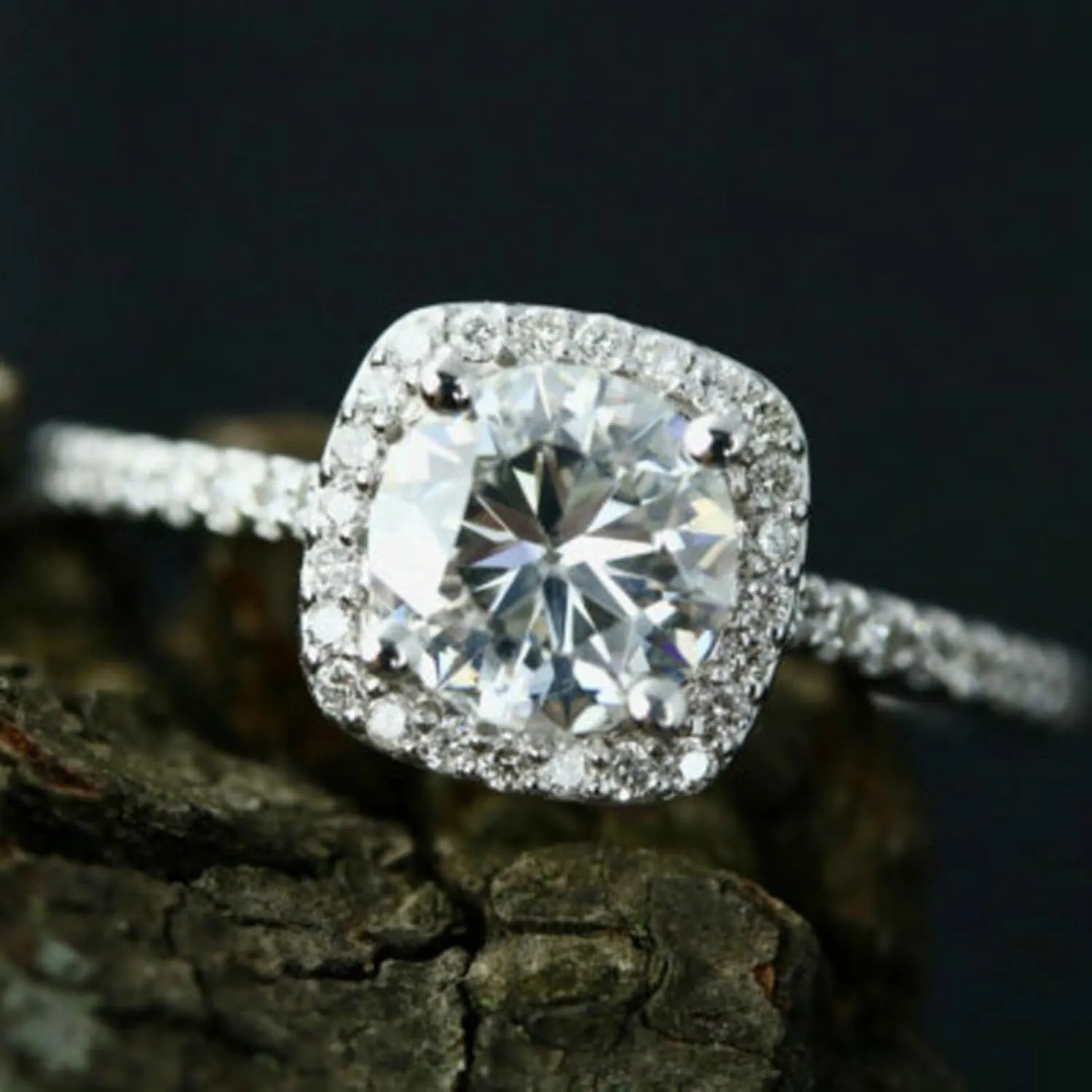 HUASAI Engagement Rings for Women Fake Engagement Ring Moissanite Engagement Ring Halo Engagement Rings Travel Engagement Rings for Wedding Bridal Jewelry Gifts