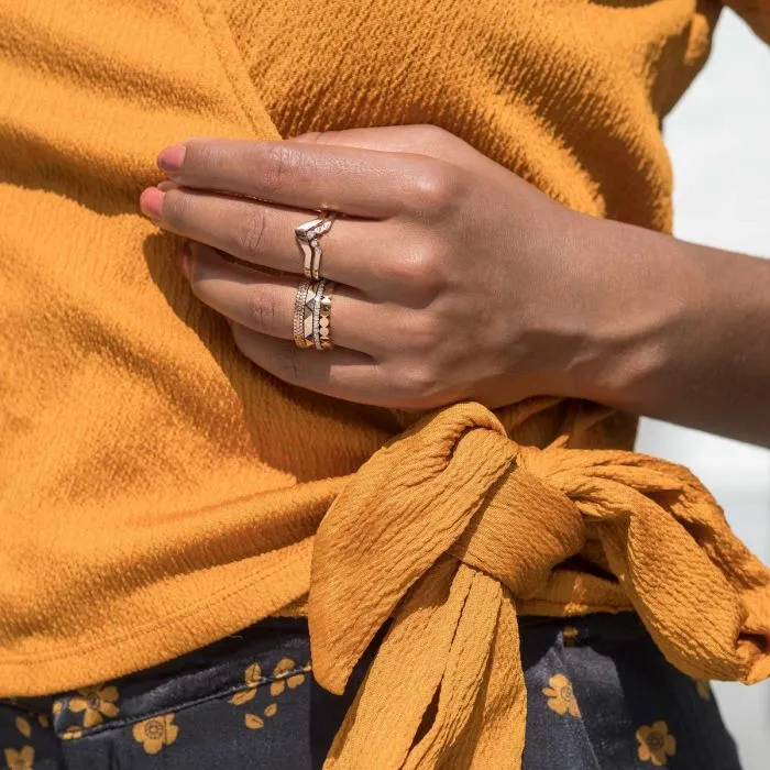 Melano - Ring Friends Pointed Zilver