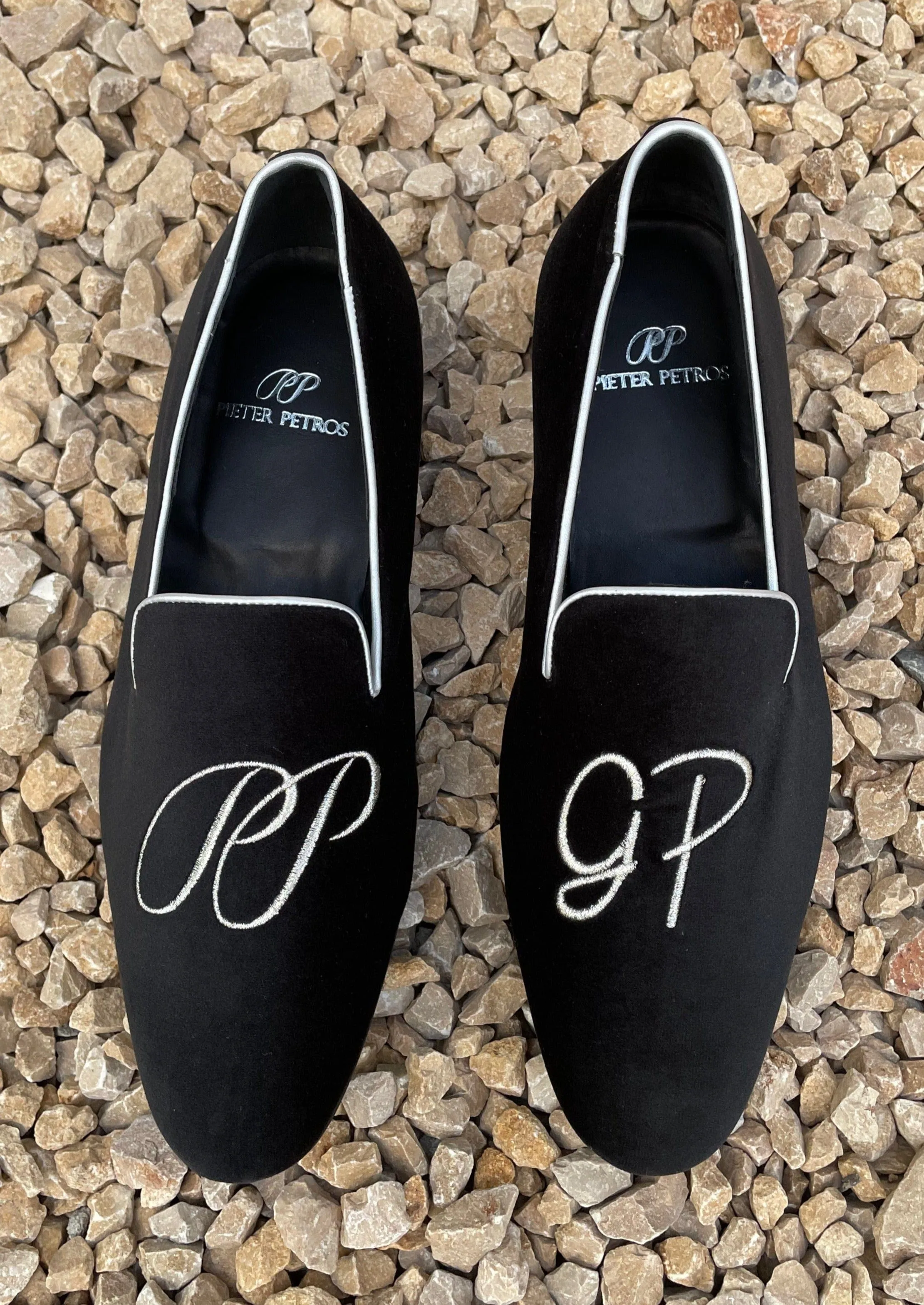 Certainly! To optimize the title for an e-commerce product, we can include important keywords and descriptive modifiers to make it more appealing and searchable. Heres a suggestion:

Luxurious Handmade Bespoke Leather Shoes by PIETER PETROS® - Customizable Designer Footwear