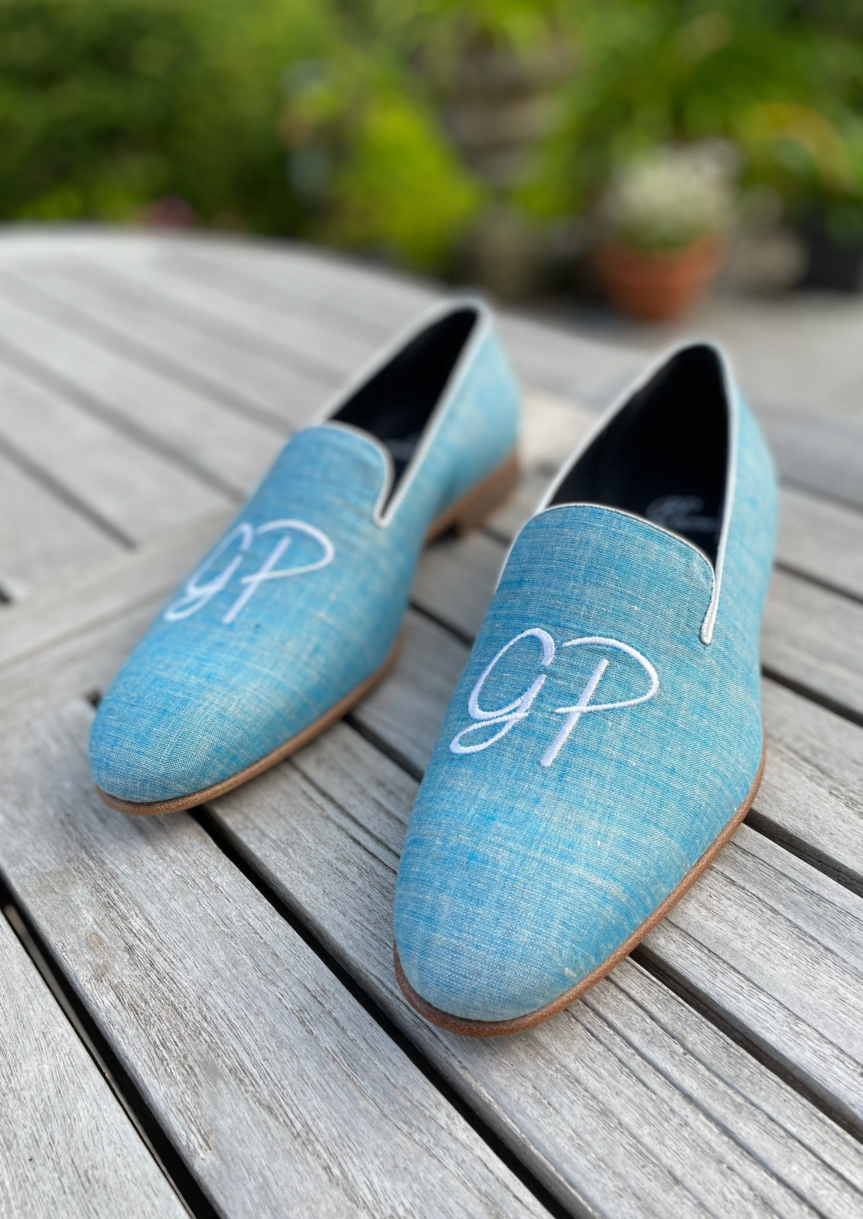 Certainly! To optimize the title for an e-commerce product, we can include important keywords and descriptive modifiers to make it more appealing and searchable. Heres a suggestion:

Luxurious Handmade Bespoke Leather Shoes by PIETER PETROS® - Customizable Designer Footwear