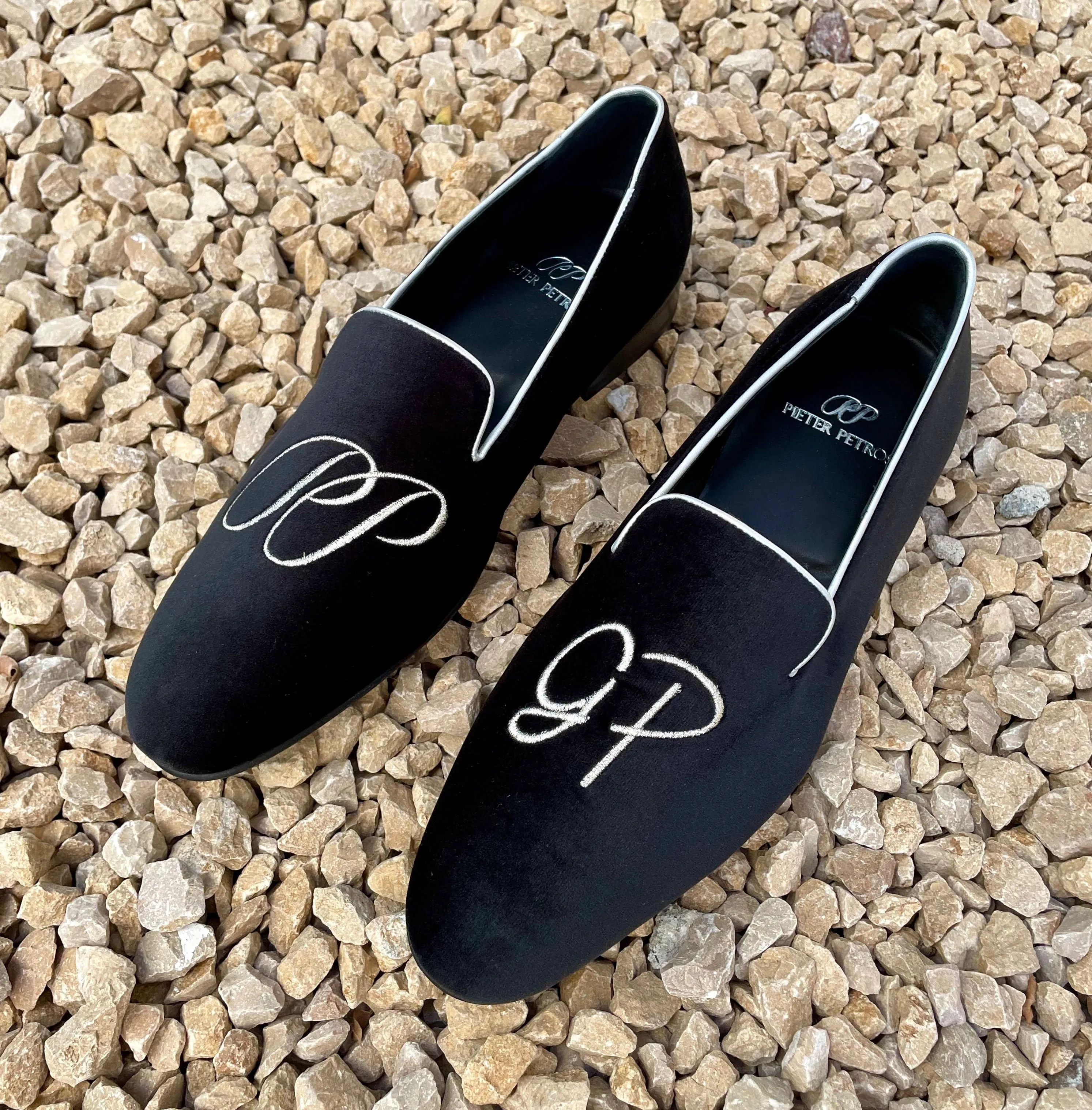 Certainly! To optimize the title for an e-commerce product, we can include important keywords and descriptive modifiers to make it more appealing and searchable. Heres a suggestion:

Luxurious Handmade Bespoke Leather Shoes by PIETER PETROS® - Customizable Designer Footwear