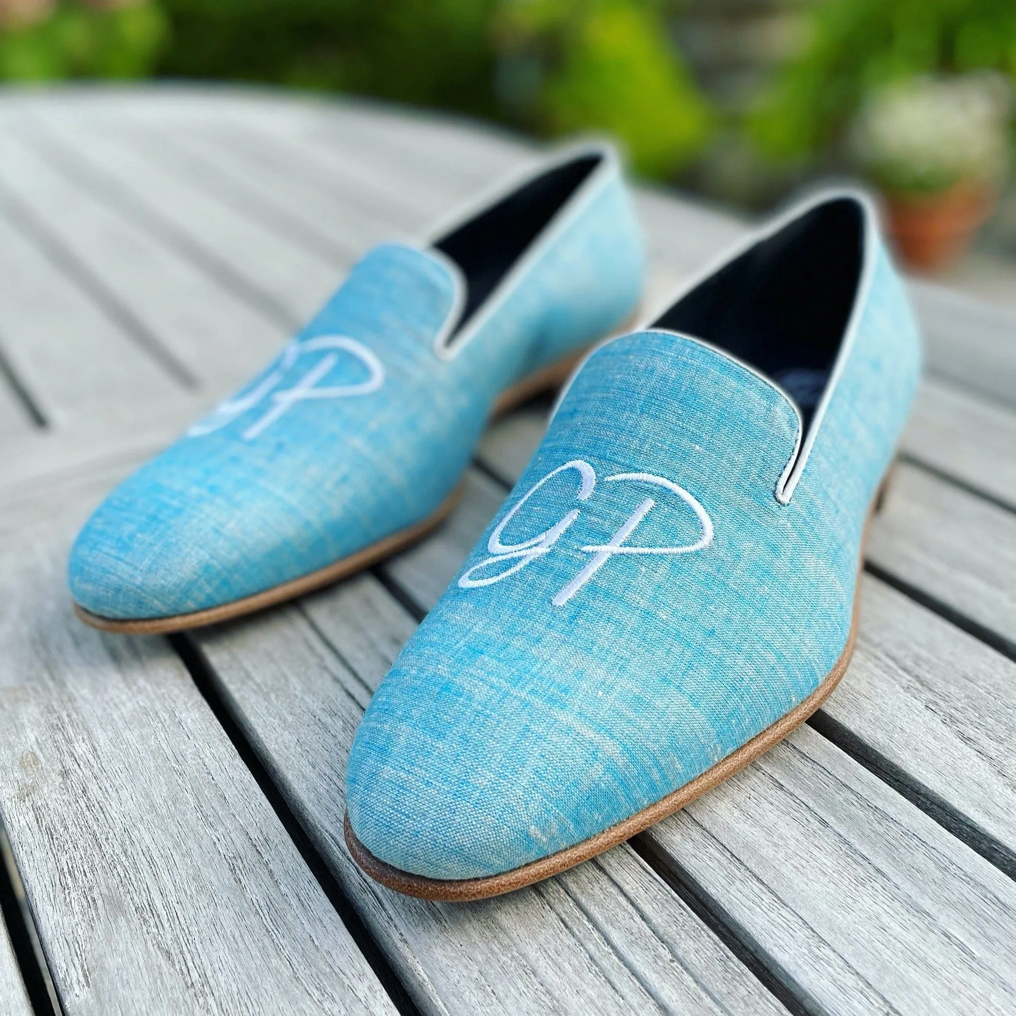 Certainly! To optimize the title for an e-commerce product, we can include important keywords and descriptive modifiers to make it more appealing and searchable. Heres a suggestion:

Luxurious Handmade Bespoke Leather Shoes by PIETER PETROS® - Customizable Designer Footwear