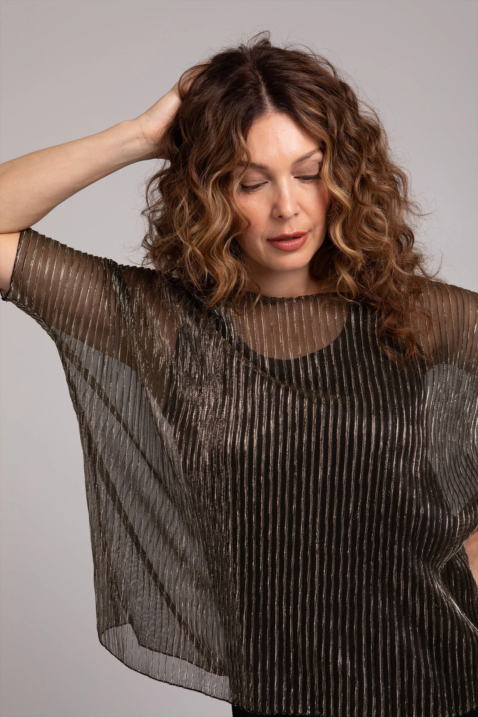 Pleated Mesh Nu Clip Top | Black/Gold