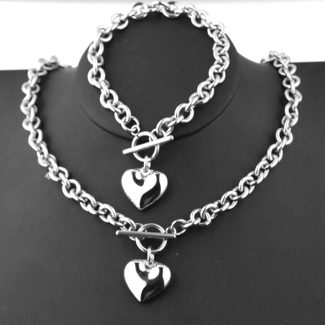 Puffs Heart Choker Necklace Bracelet Set for Women Gold/Silver Heart Pendant Necklace Bracelet Punky Pledge Necklace Bracelet Set Dainty Chunky Link Chain Choker Necklaces for Women