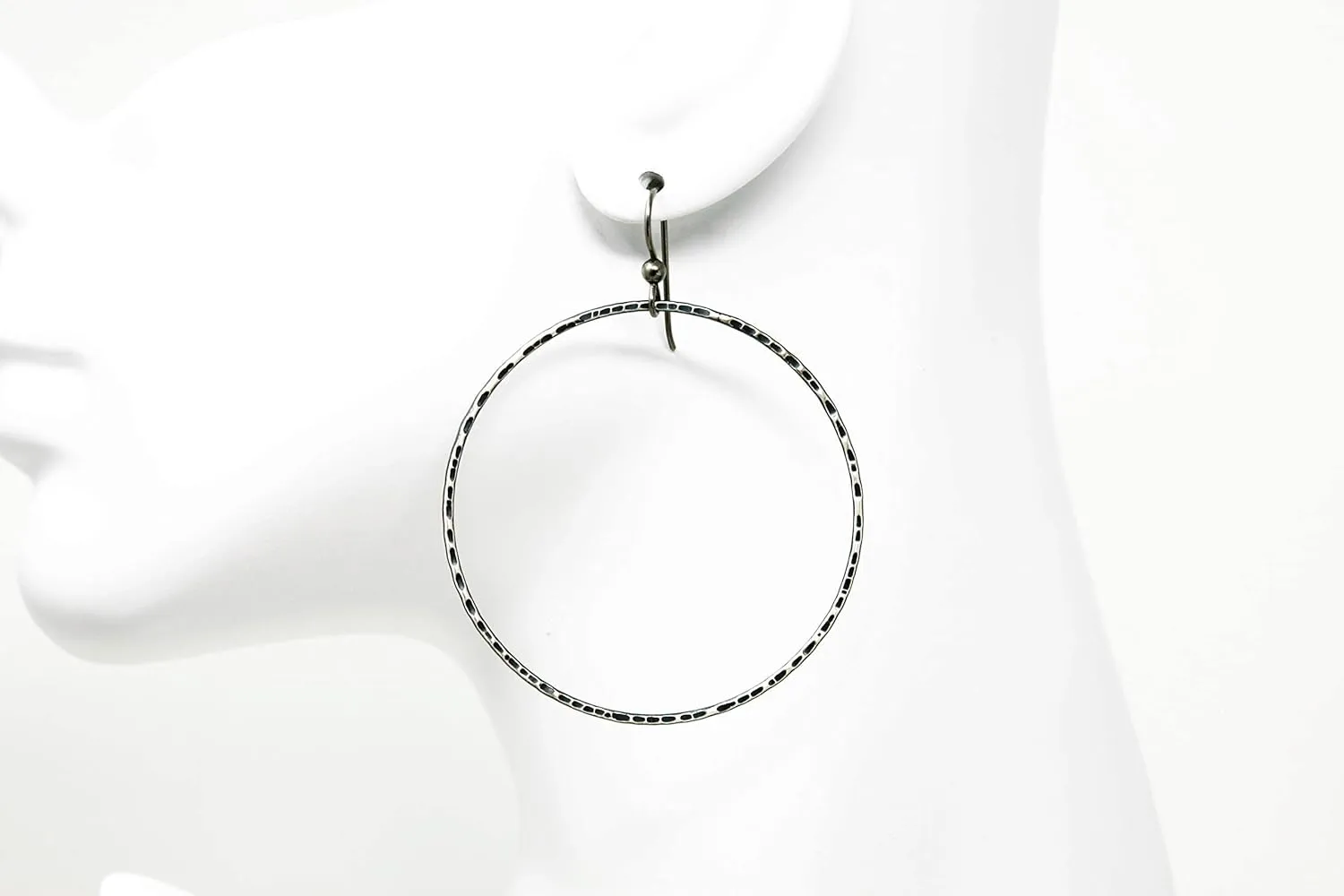 Salish Sea Inspirations Gunmetal Silver Hammered Circle Hypoallergenic Hoop Earrings (2.0" Diameter)